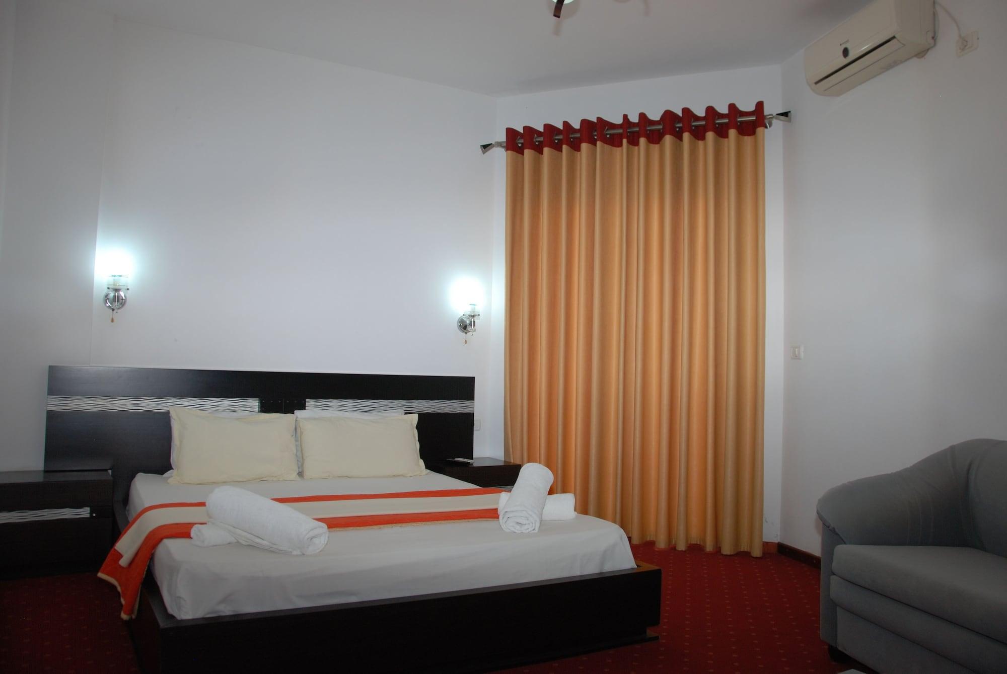 Hotel Strora Saranda Dış mekan fotoğraf